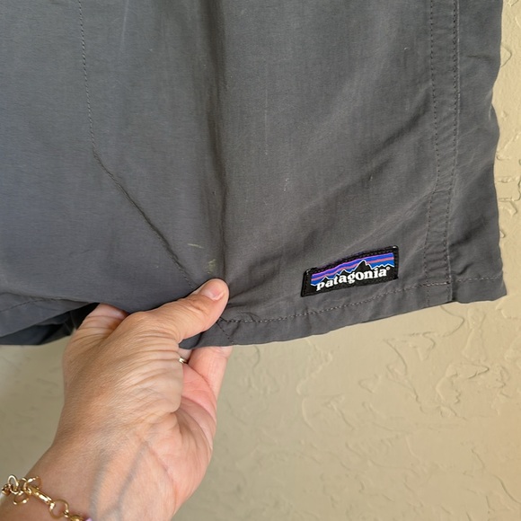 Patagonia men’s gray swim bottoms size large - Picture 2 of 4